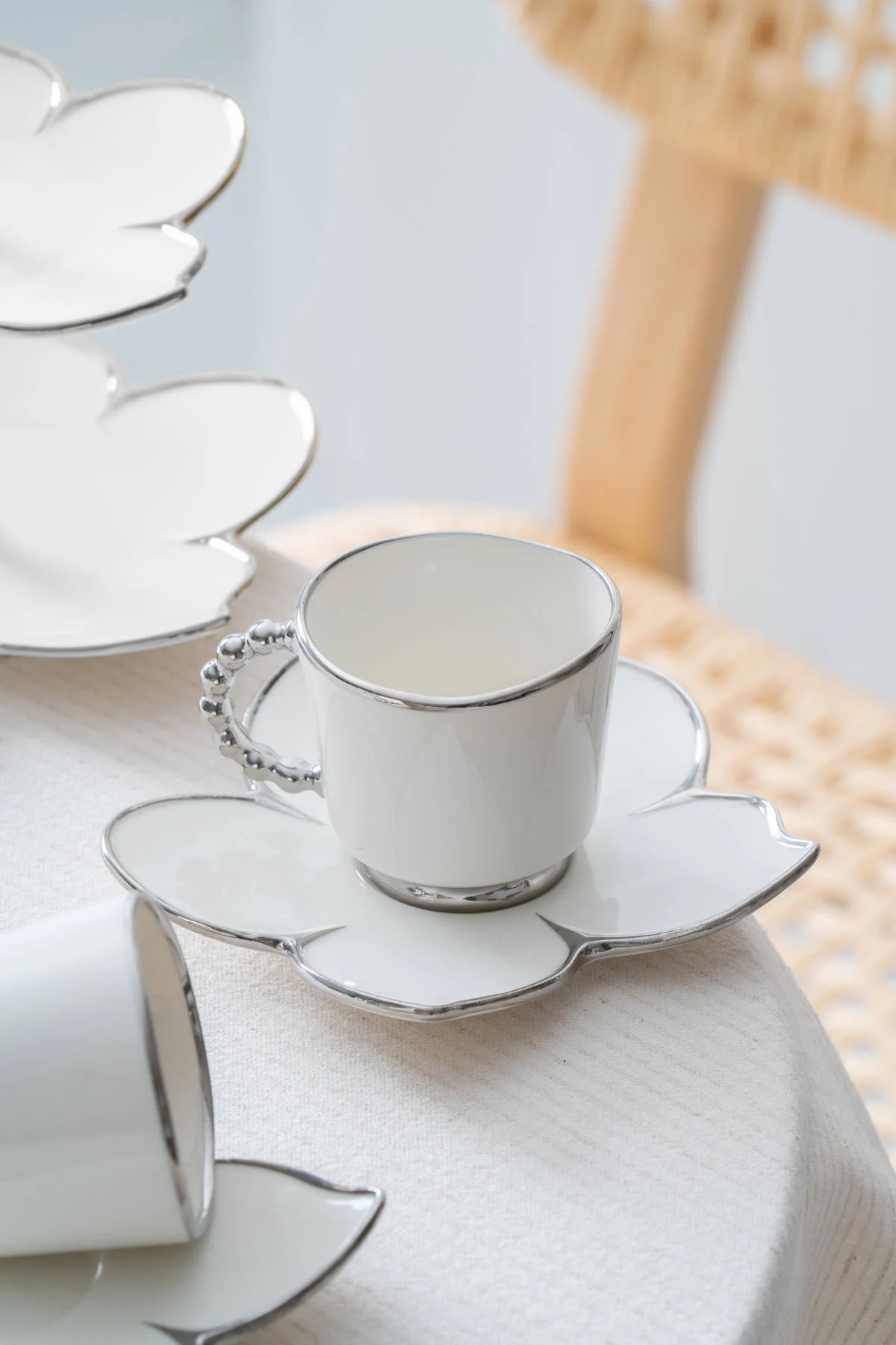 Joyce 2 Kişilik Standlı Kahve Fincan Takımı Silver - 90 ml · 2. fotoğraf