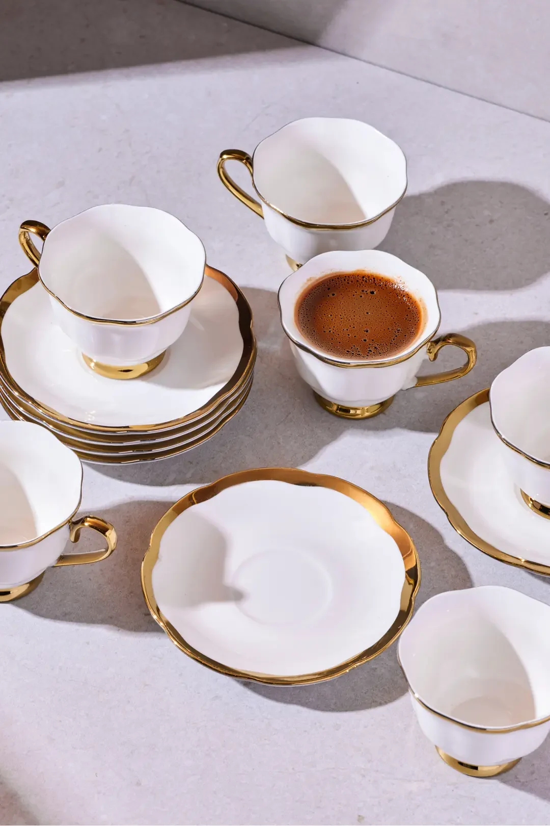 Cihangir Gold Porselen 6 Kişilik Kahve Fincanı 90ml · 3. fotoğraf