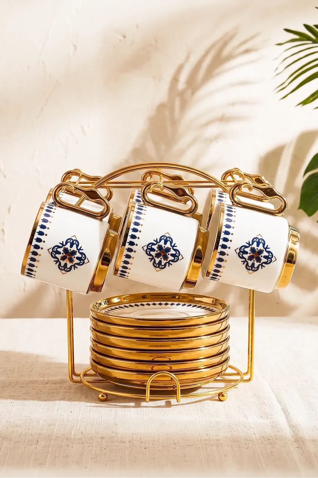 Saray 6 Kişilik 13 Parça Standlı Kahve Fincan Takımı New Bone China Porselen · 2. fotoğraf